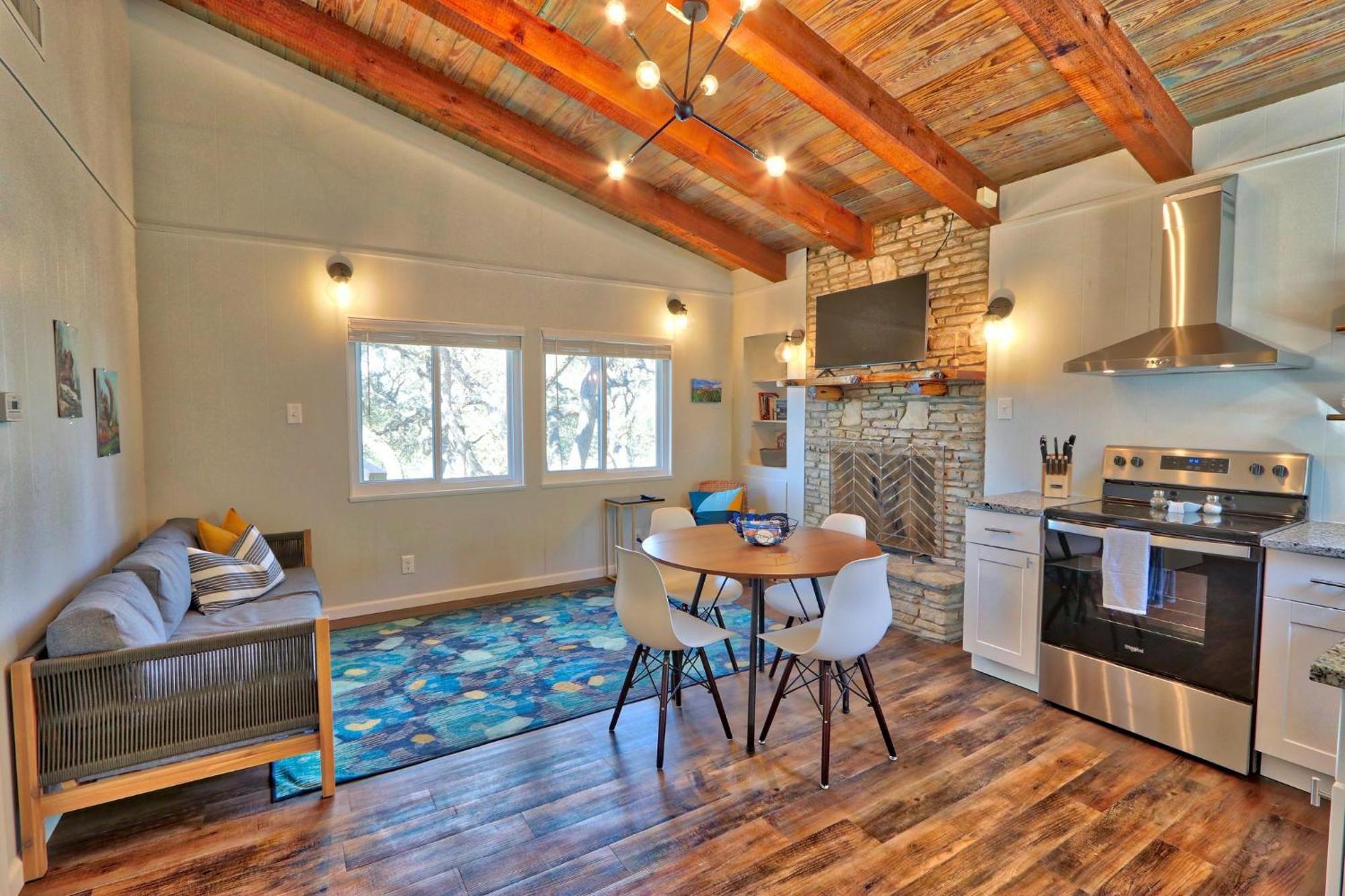 Millie'S Cottages Unit 2 - Annie Canyon Lake Luaran gambar